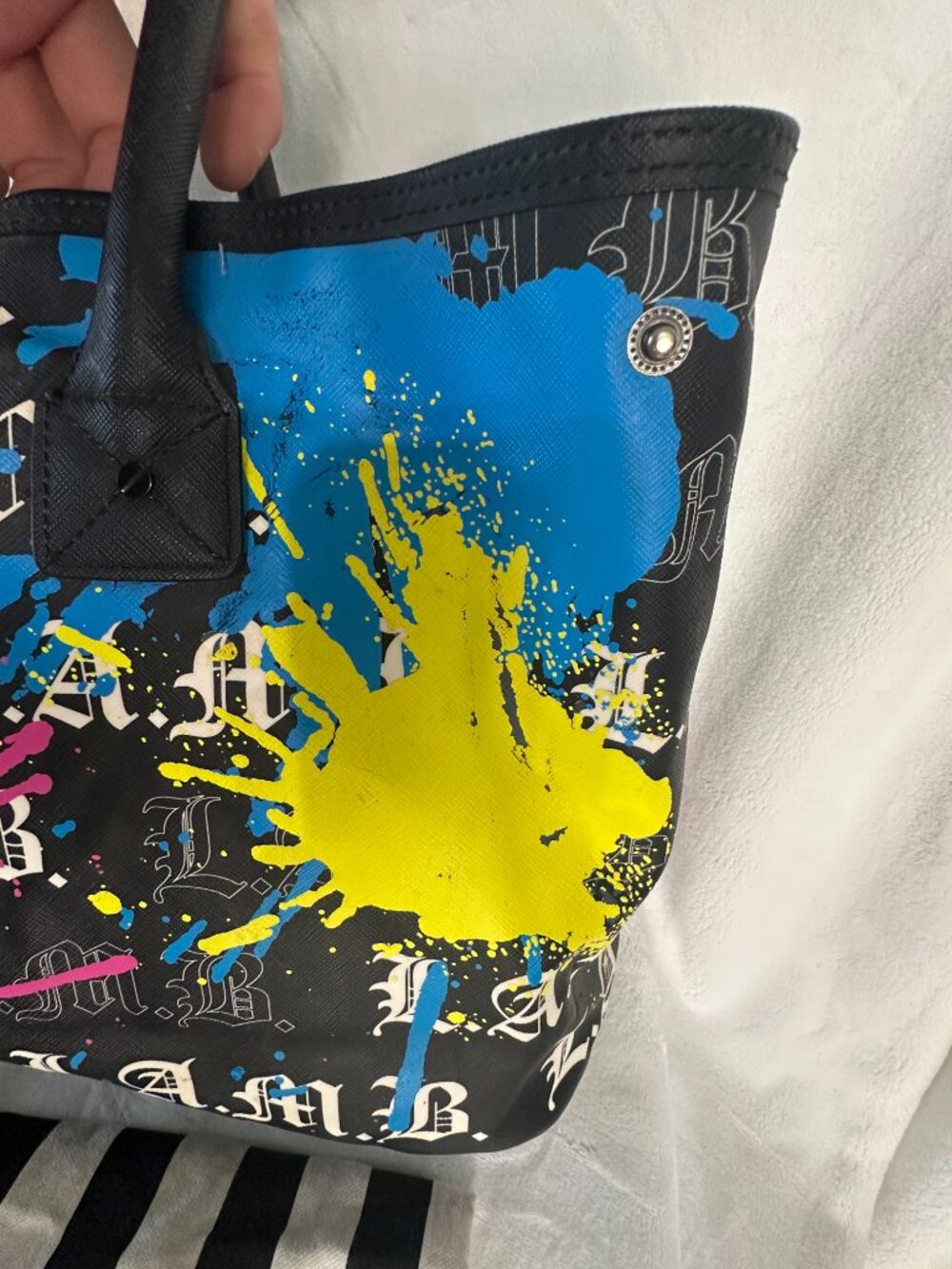 LAMB Gwen Stefani Graffiti Splatter Tote & Satchel Bundle - Picture 5 of 16